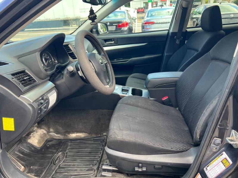 Subaru Outback 2.5i Premium 2012