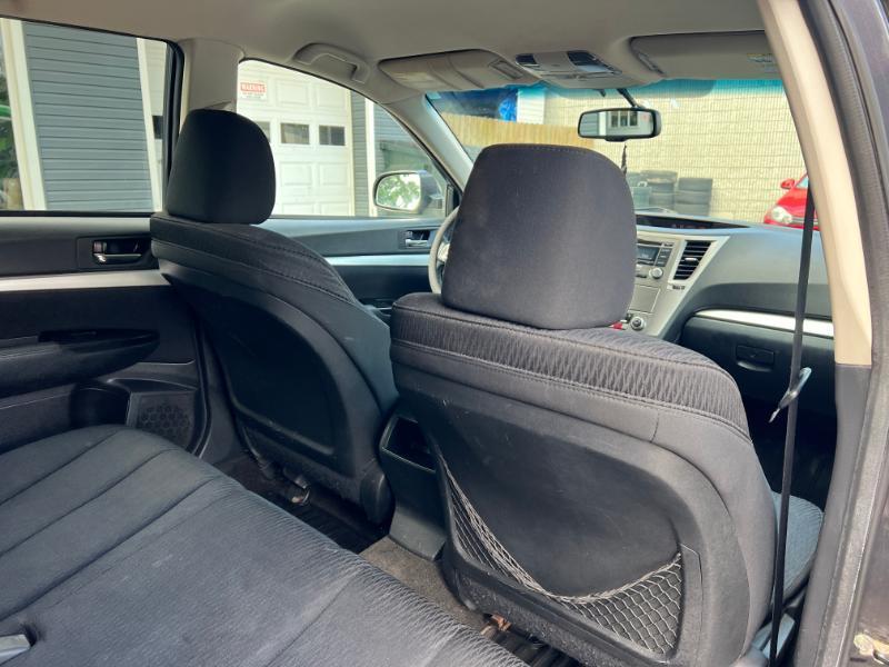 Subaru Outback 2.5i Premium 2012