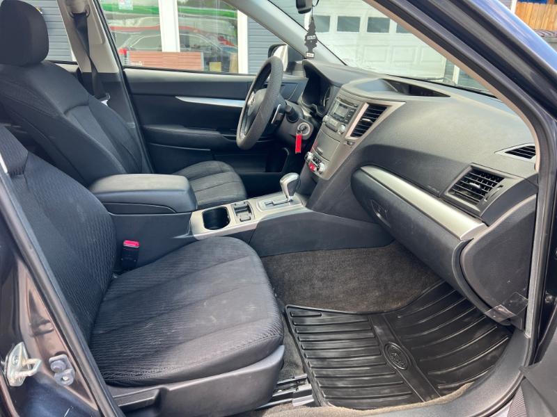Subaru Outback 2.5i Premium 2012