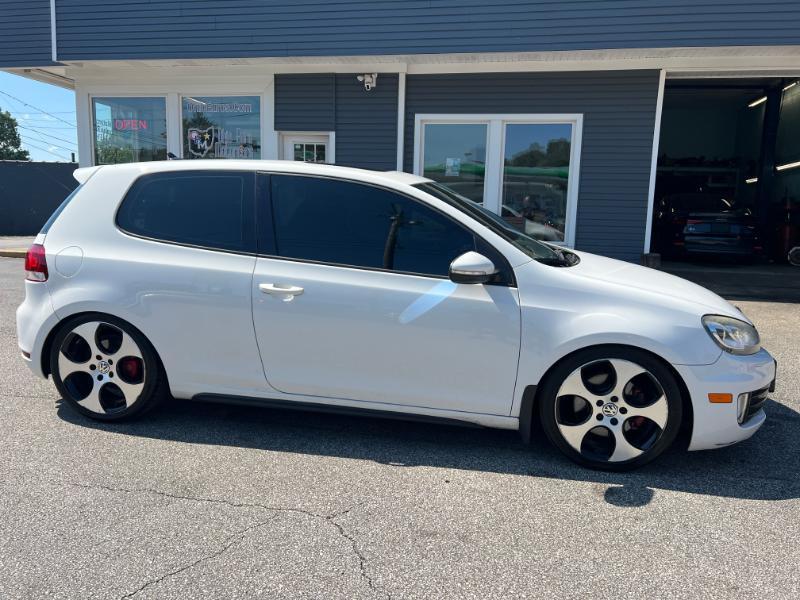 Volkswagen GTI 2.0T Coupe 2011