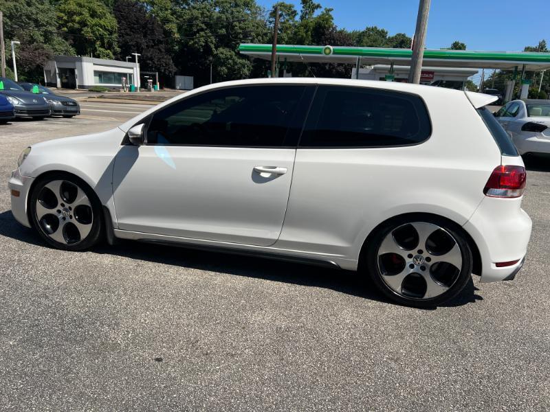 Volkswagen GTI 2.0T Coupe 2011