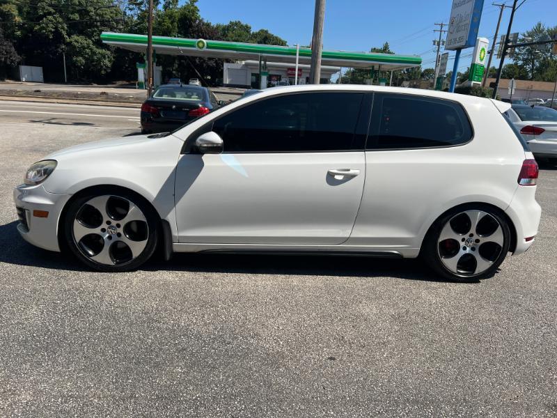 Volkswagen GTI 2.0T Coupe 2011