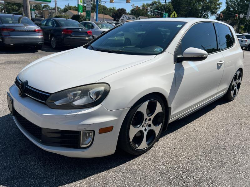 Volkswagen GTI 2.0T Coupe 2011