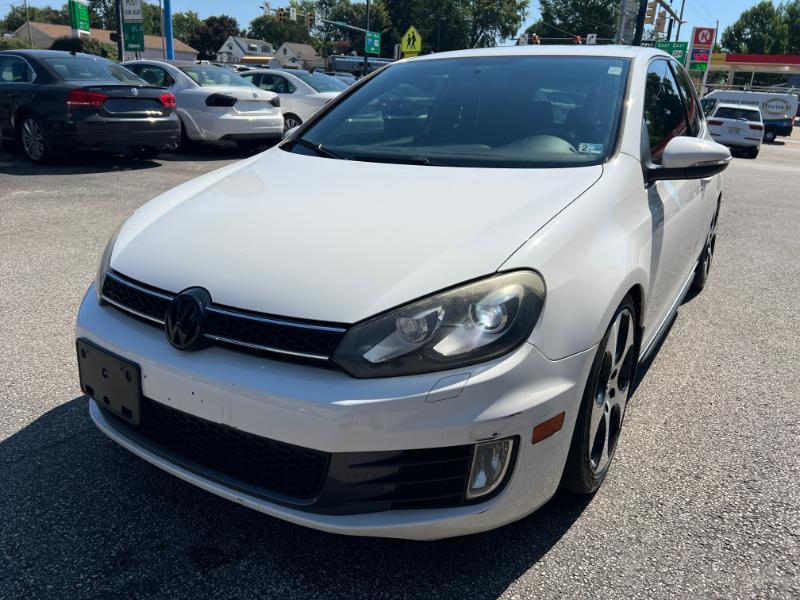 Volkswagen GTI 2.0T Coupe 2011