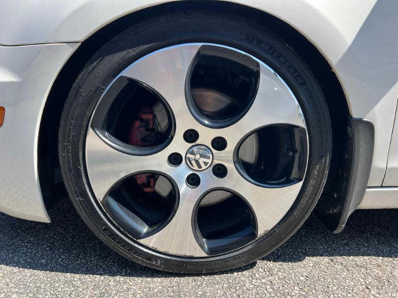 Volkswagen GTI 2.0T Coupe 2011