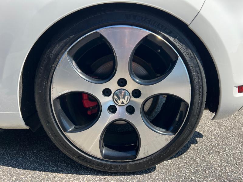Volkswagen GTI 2.0T Coupe 2011