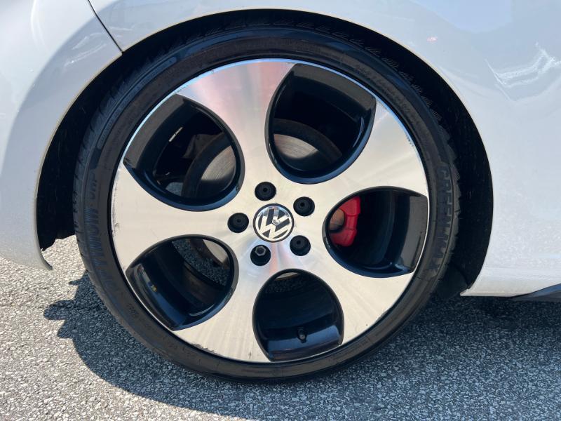 Volkswagen GTI 2.0T Coupe 2011