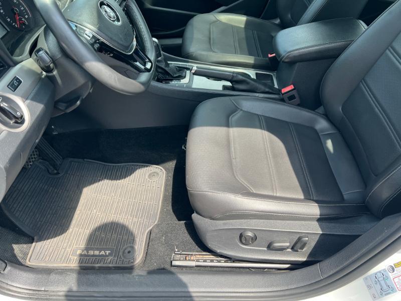 Volkswagen Passat SE 2021