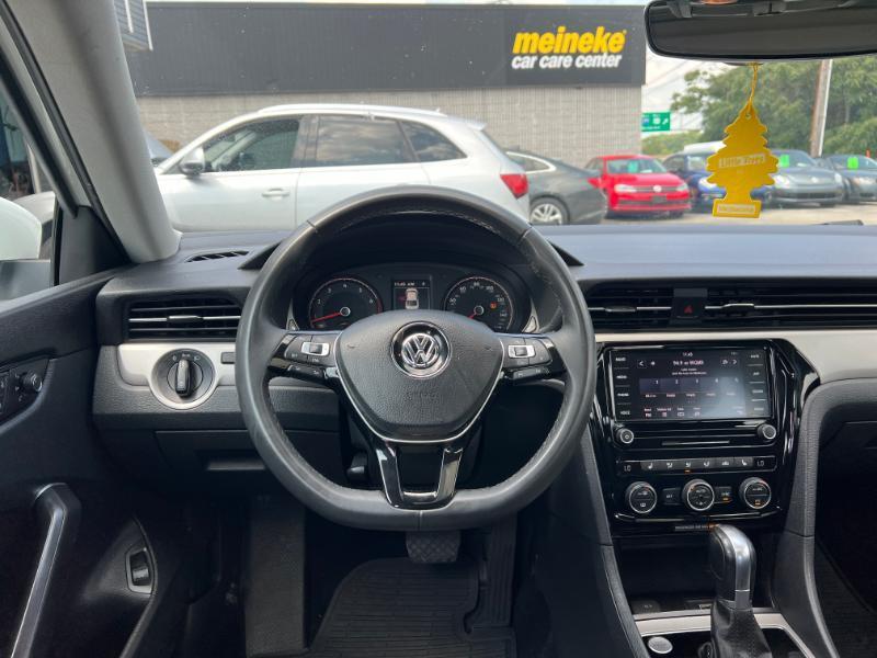 Volkswagen Passat SE 2021