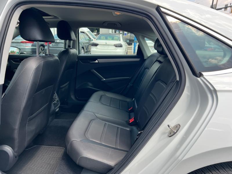 Volkswagen Passat SE 2021