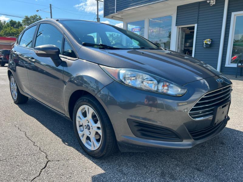 Ford Fiesta SE Hatchback 2015
