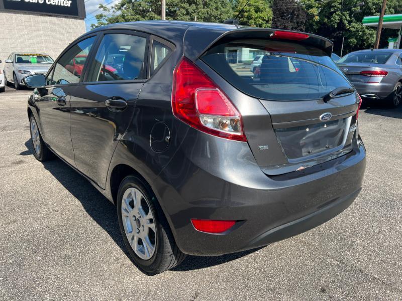 Ford Fiesta SE Hatchback 2015