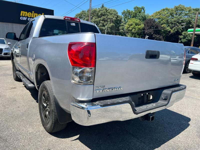 Toyota Tundra SR5 Double Cab 6AT 4WD 2007