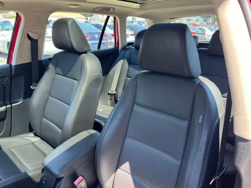 Volkswagen Jetta SportWagen 2.0L TDI 2013