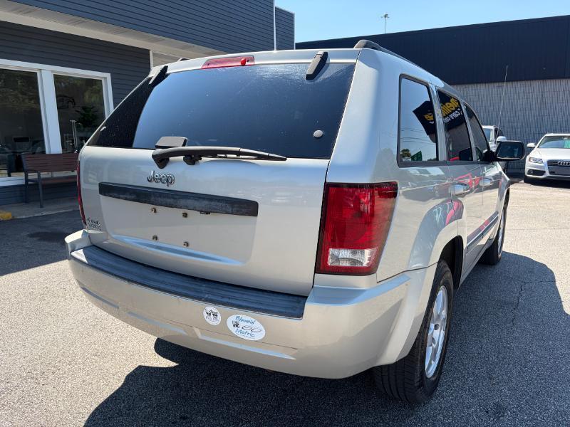 Jeep Grand Cherokee Laredo 4WD 2009