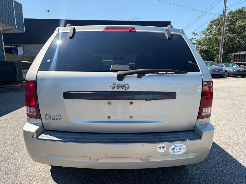 Jeep Grand Cherokee Laredo 4WD 2009