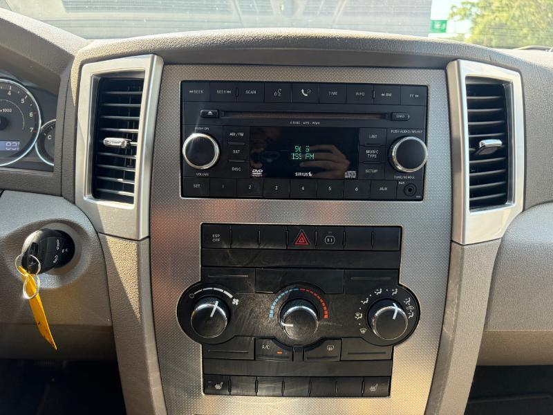 Jeep Grand Cherokee Laredo 4WD 2009