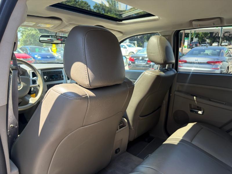 Jeep Grand Cherokee Laredo 4WD 2009