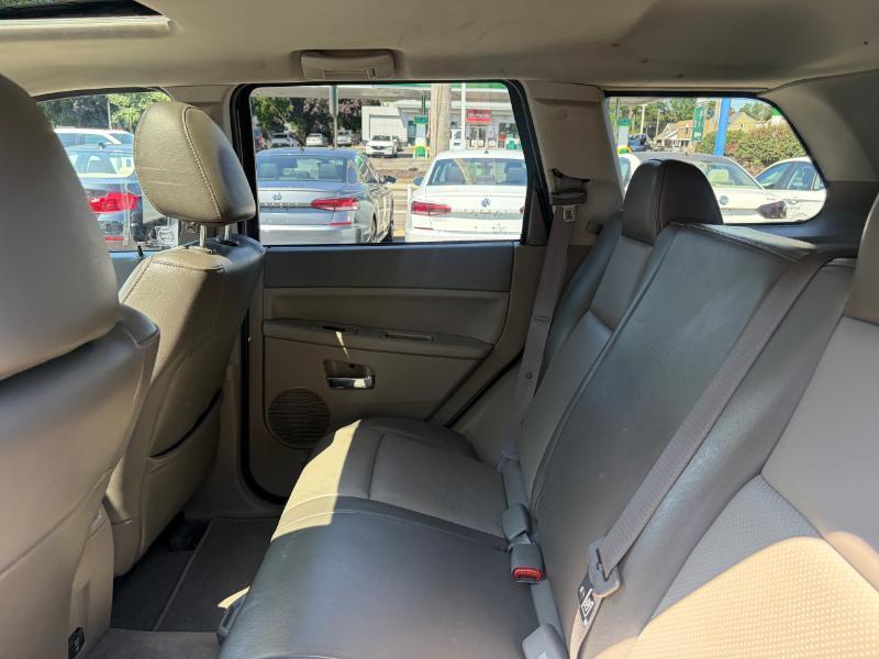 Jeep Grand Cherokee Laredo 4WD 2009