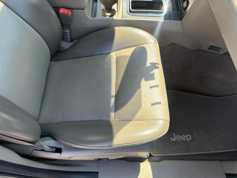 Jeep Grand Cherokee Laredo 4WD 2009