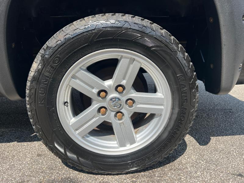 Dodge Dakota SLT Crew Cab 4WD 2010
