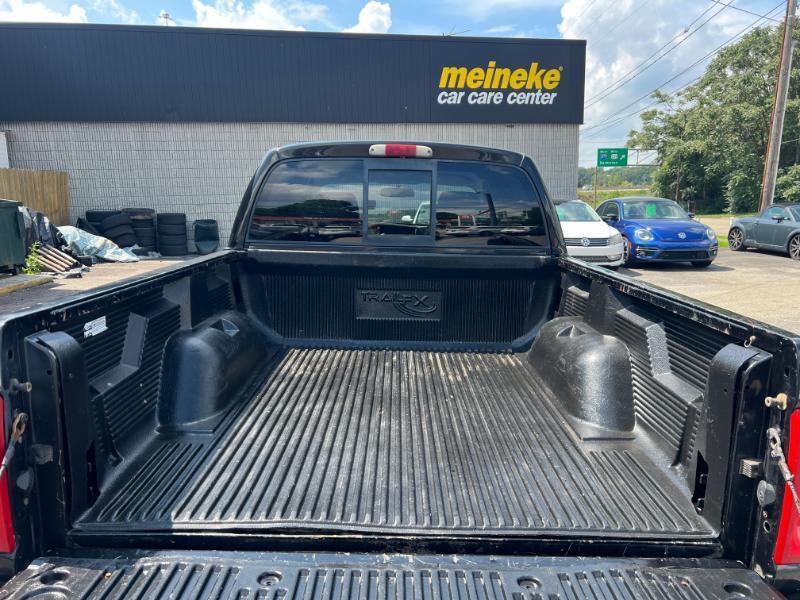 Dodge Dakota SLT Crew Cab 4WD 2010