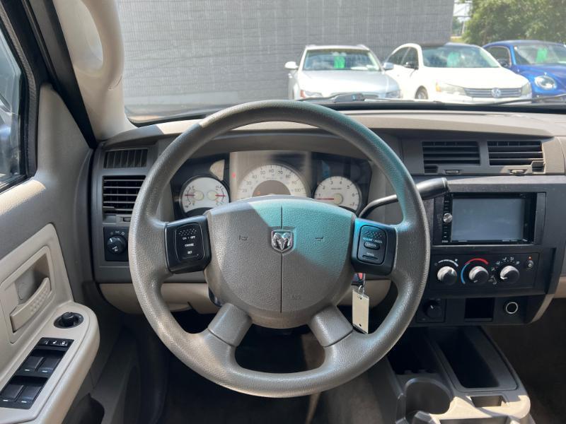 Dodge Dakota SLT Crew Cab 4WD 2010