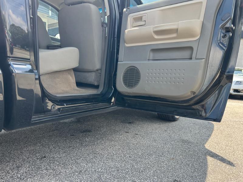 Dodge Dakota SLT Crew Cab 4WD 2010