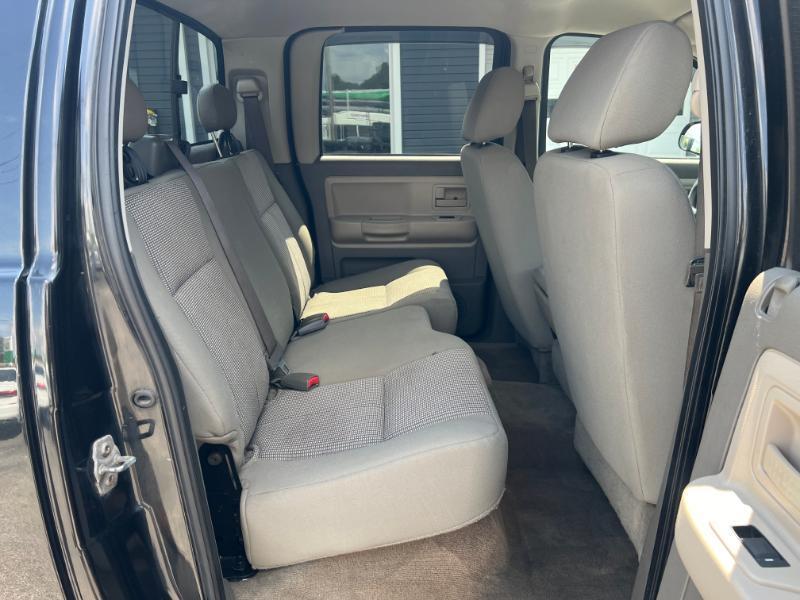 Dodge Dakota SLT Crew Cab 4WD 2010