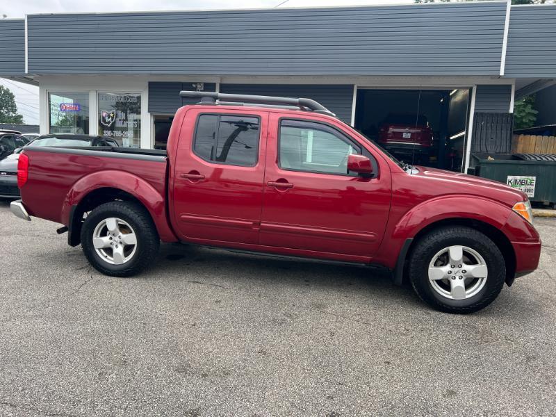 Nissan Frontier LE Crew Cab 4WD 2008