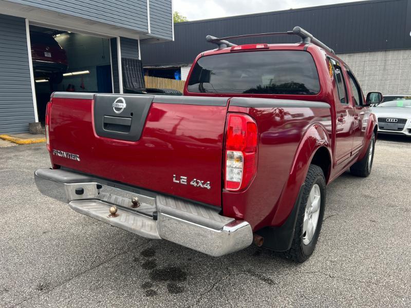 Nissan Frontier LE Crew Cab 4WD 2008