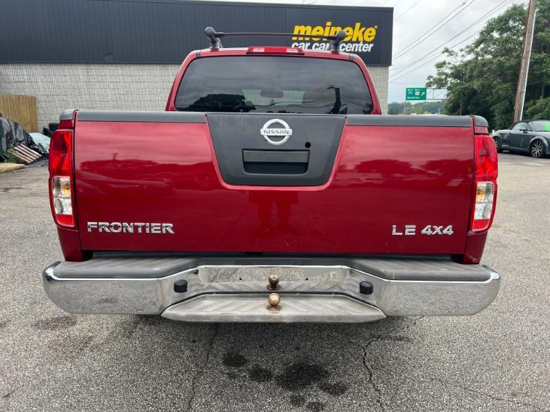 Nissan Frontier LE Crew Cab 4WD 2008