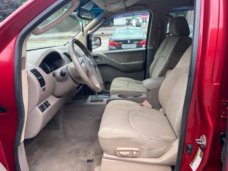 Nissan Frontier LE Crew Cab 4WD 2008