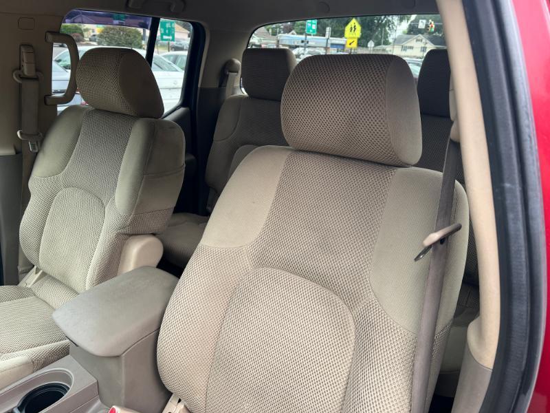 Nissan Frontier LE Crew Cab 4WD 2008
