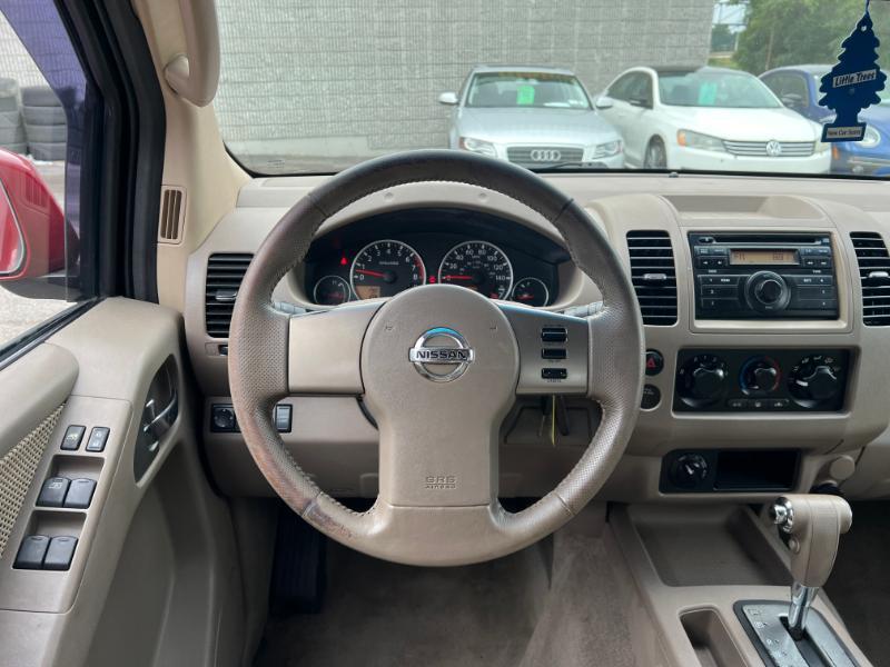 Nissan Frontier LE Crew Cab 4WD 2008