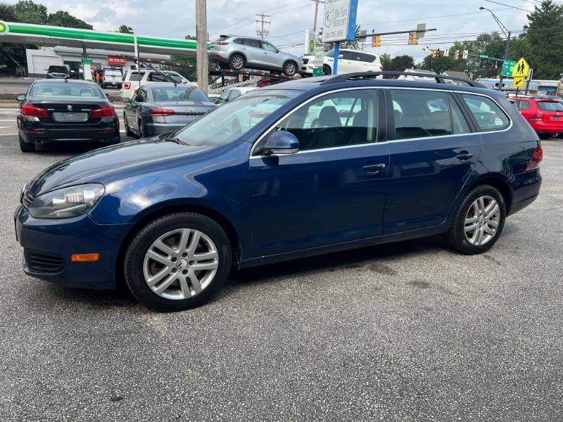 Volkswagen Jetta SportWagen 2.0L TDI 2011