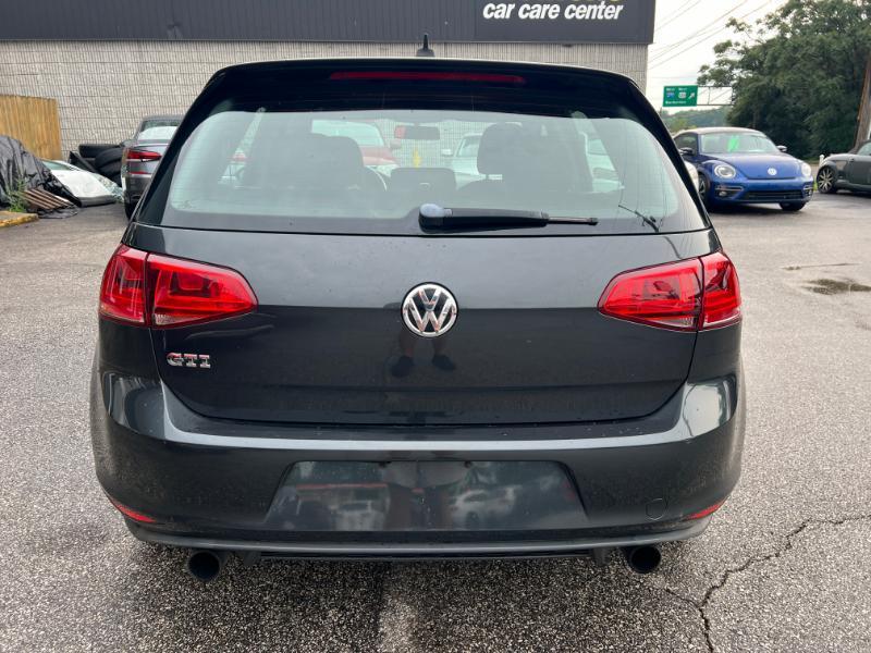 Volkswagen Golf GTI S 6M 4-Door 2017