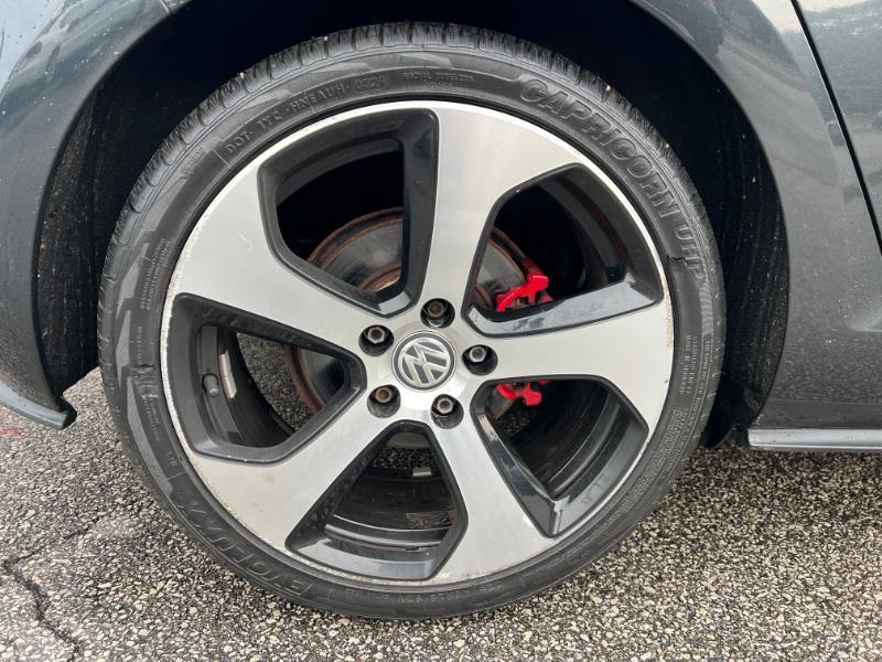 Volkswagen Golf GTI S 6M 4-Door 2017