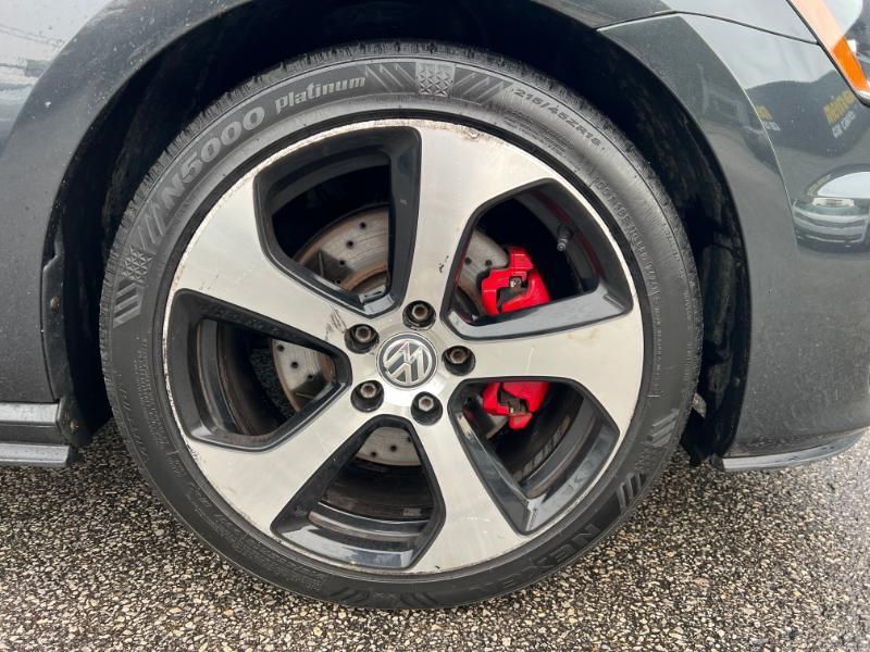 Volkswagen Golf GTI S 6M 4-Door 2017