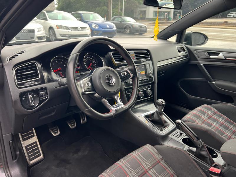 Volkswagen Golf GTI S 6M 4-Door 2017