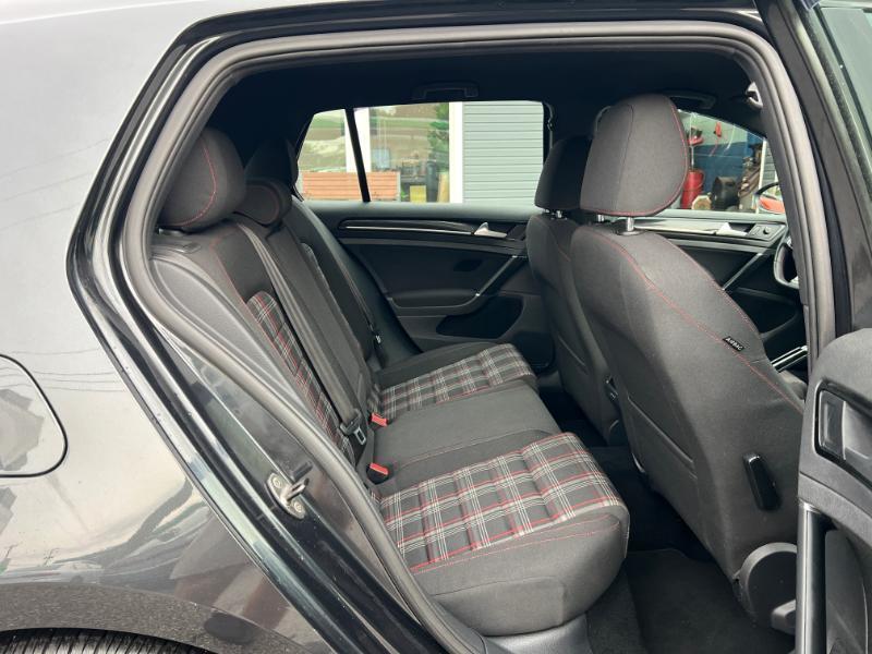 Volkswagen Golf GTI S 6M 4-Door 2017