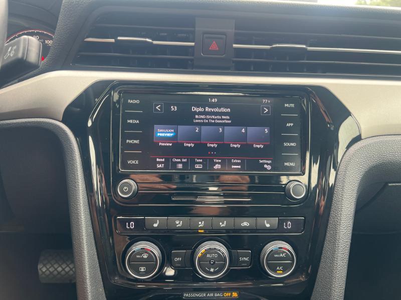 Volkswagen Passat SE 2022