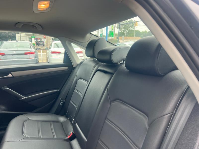 Volkswagen Passat SE 2022