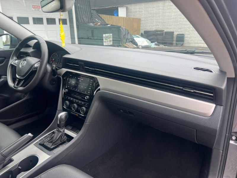 Volkswagen Passat SE 2022