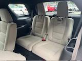 Ford Explorer Base FWD 2011