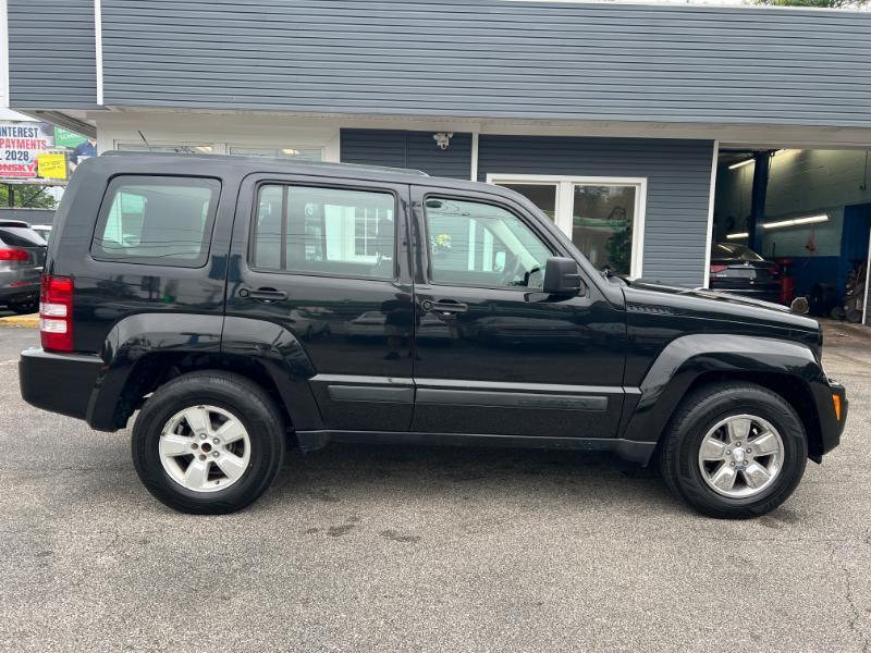 Jeep Liberty Sport 4WD 2012