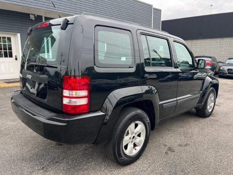Jeep Liberty Sport 4WD 2012