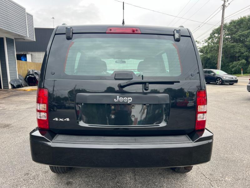 Jeep Liberty Sport 4WD 2012