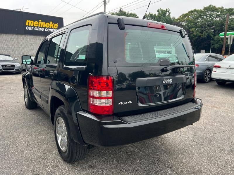 Jeep Liberty Sport 4WD 2012