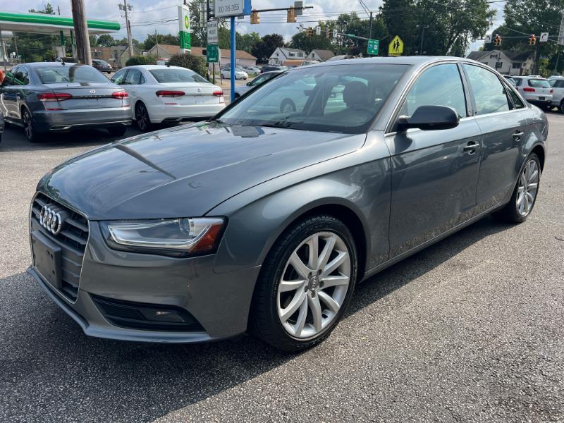 Audi A4 2.0T Sedan quattro Tiptronic 2013